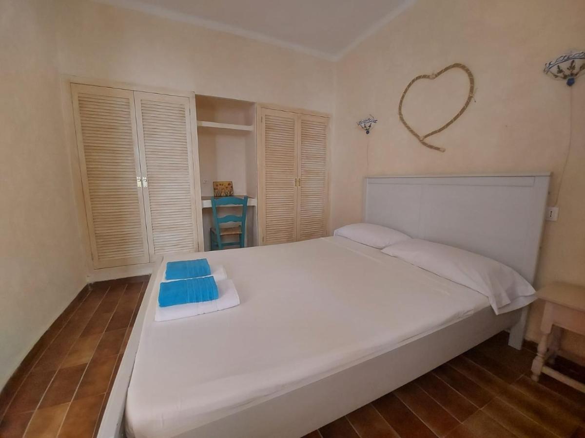 Apartamentos REX II Es Pujols Exterior foto
